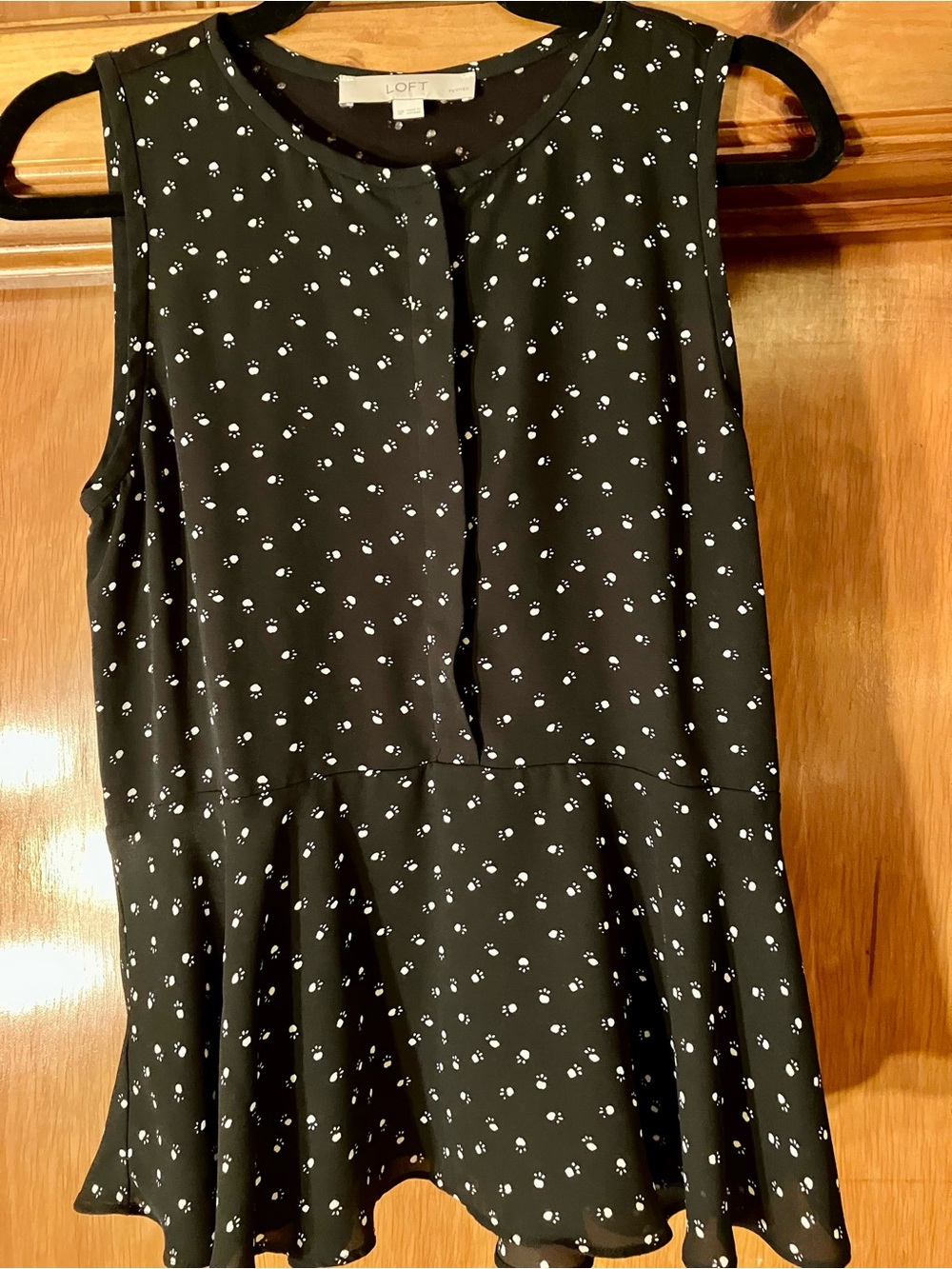 Ann Taylor Black Sleeveless Peplum Top with White Dot Floral Print